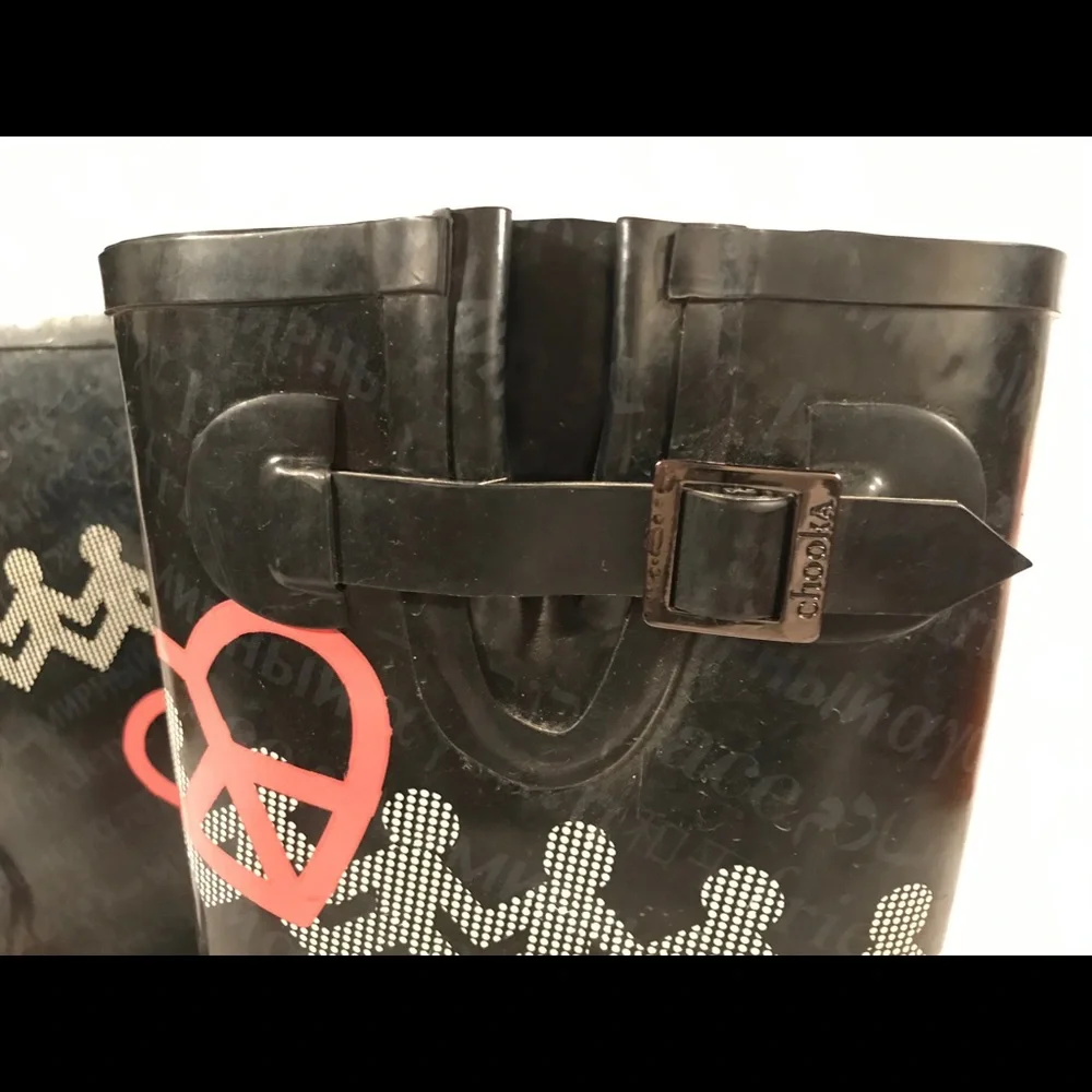CHOOKA Tall Rainboots 10M Black Paper Doll Peace Dove EUC $60 cdw